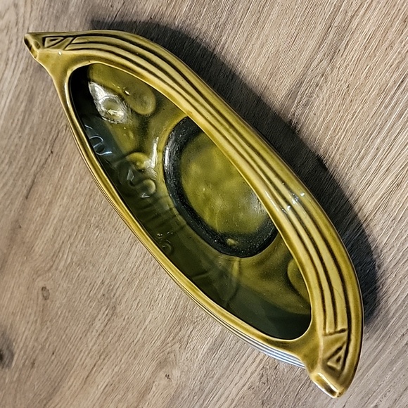Other - Vintage Brush Avocado Green Glaze Ceramic Planter